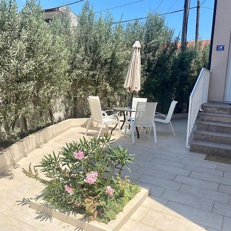 Apartments Anastazia ザダル エクステリア 写真